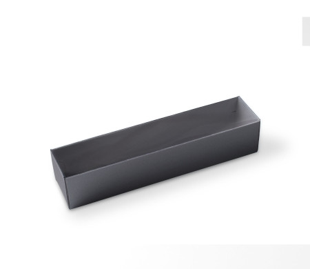 Macaron box with a Clear Plastic Strip