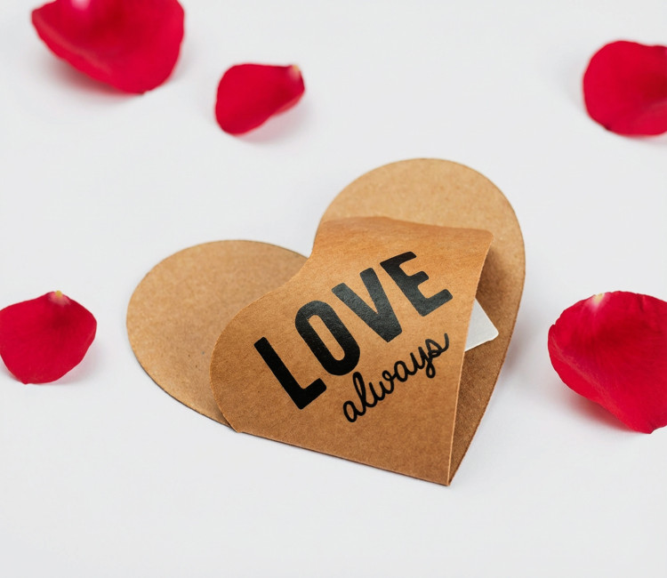 Caja Corazón para Vales o Tarjetas