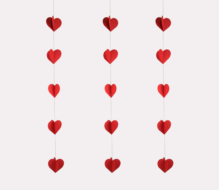 Guirlande de cœurs Saint-Valentin | Décoration vitrines retail