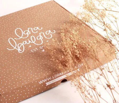 Packaging personnalisé pour...