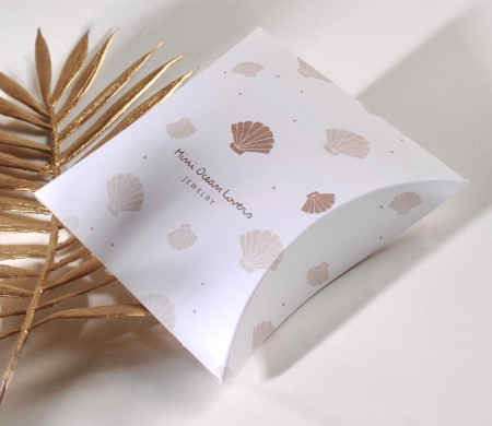 Versatile box for jewellery and small accessories
