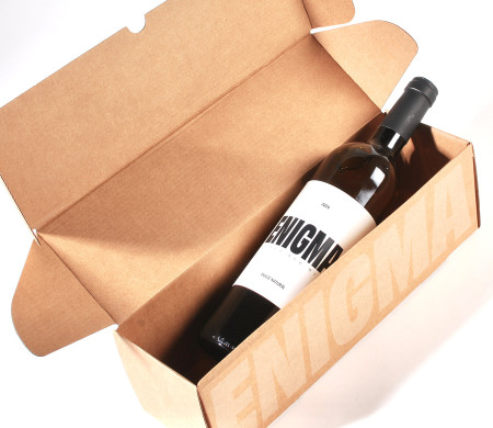 Lange Kartonverpackung für Weinflaschen