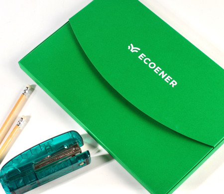 Packaging corporativo para kits y materiales de marca