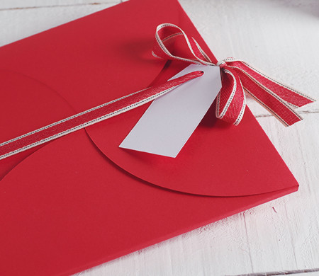 Envelope gift box with ribbon | Premium packaging