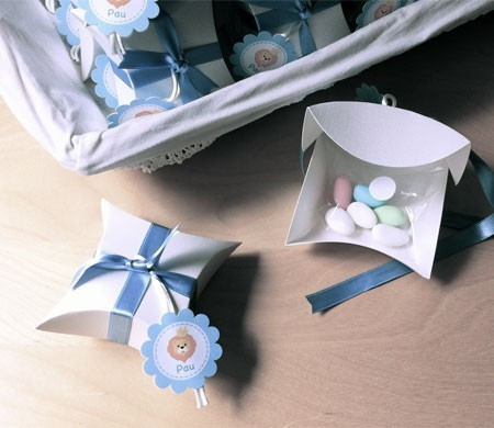 Caja para Bautizo con Lazo de Raso Azul Caja para Bautizo con Lazo de Raso Azul