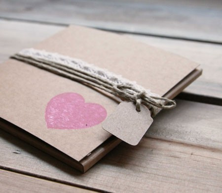 Scatola Rustica in Kraft con Cordoncino e Cuore