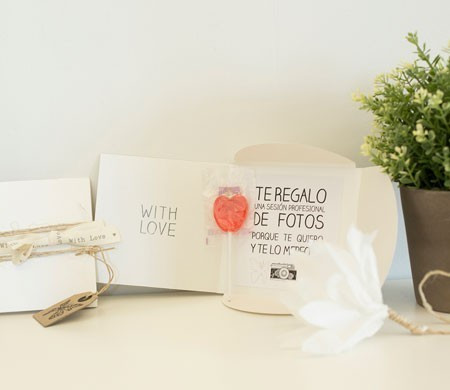 Caja Regalo para CD con Lazo Rústico Caja Regalo para CD con Lazo Rústico