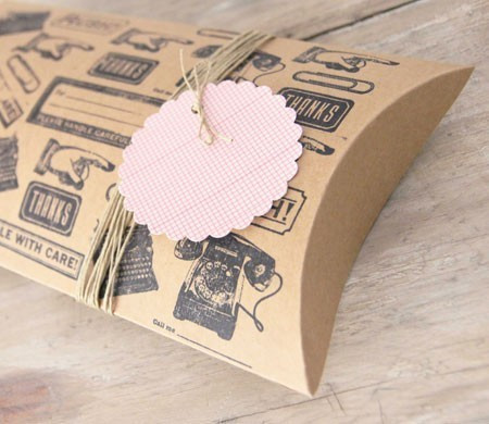Scatolina kraft con stampa vintage