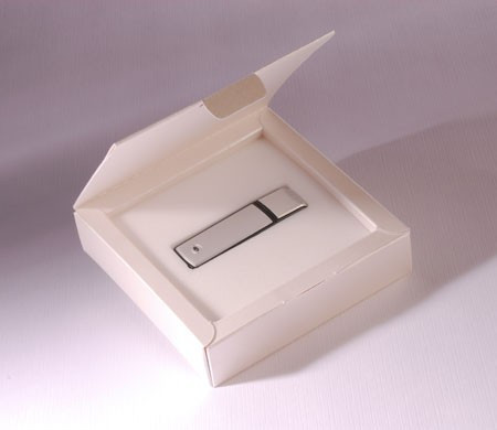Caja Cuadrada para USB Caja Cuadrada para USB