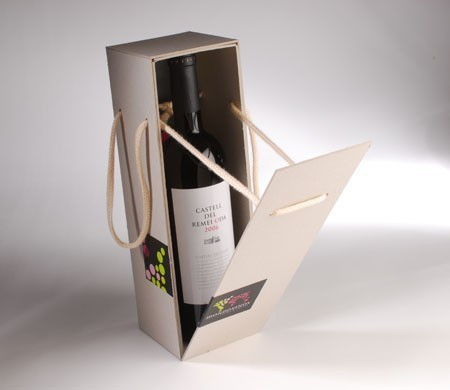 Boîte avec cordon pour une bouteille | SelfPackaging
