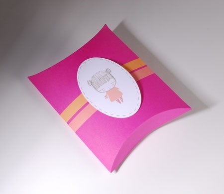 Cajita fucsia para niños
