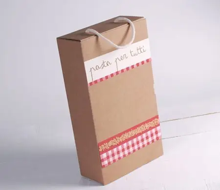 Stabile Box mit Griff