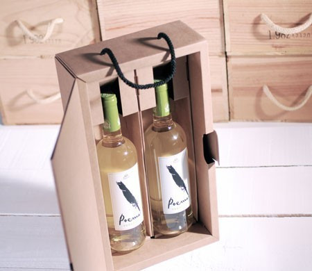 Boîte Décorée pour Deux Bouteilles Boîte Décorée pour Deux Bouteilles