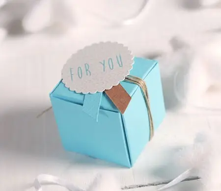Small square box to...
