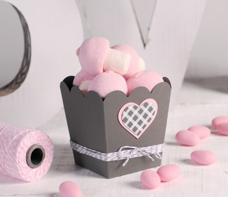 Popcorn box for candy bars