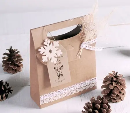 Gift bag for jewellery and...