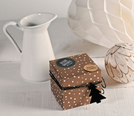 Caja Cuadrada para Regalos de Navidad Caja Cuadrada para Regalos de Navidad