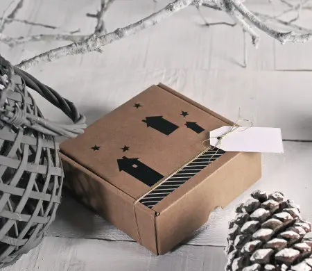 Cajita de envíos cuadrada...