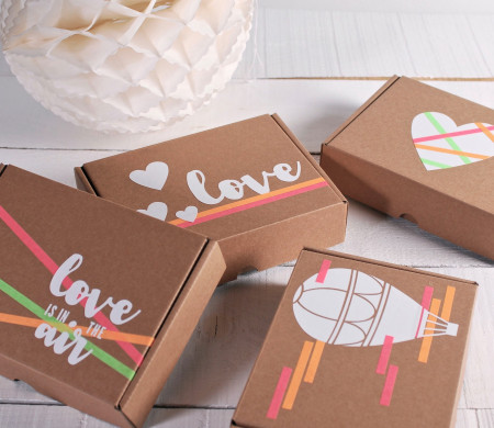 Romantic box decorated with...