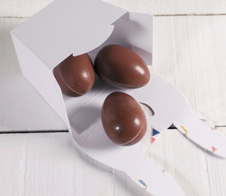 Simpatica scatola a forma di coniglio per Pasqua Simpatica scatola a forma di coniglio per Pasqua