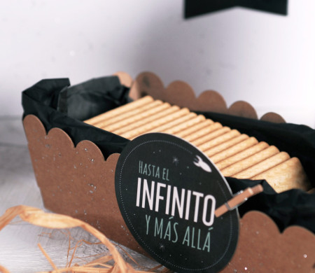 Boîte pour Gâteaux avec Décoration Galactique