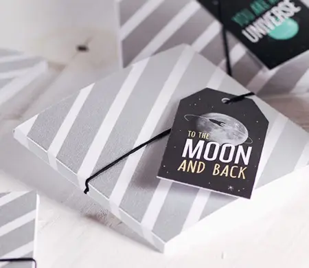 Caja para CD con Decoración Galáctica