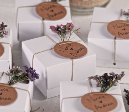 Cajita Blanca para Detalle de Boda Cajita Blanca para Detalle de Boda