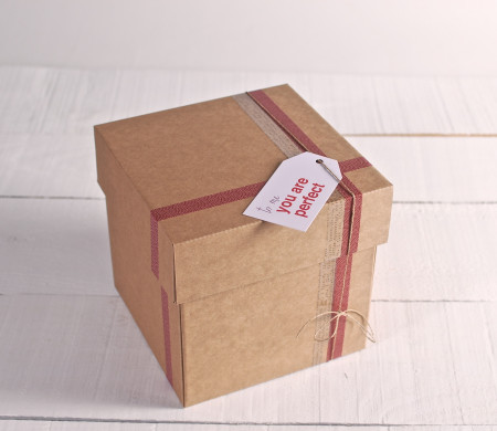 Scatola Spedizioni Decorata | Packaging Ecommerce | SelfPackaging