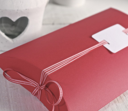 Dekorierte Geschenkbox für Süßigkeiten