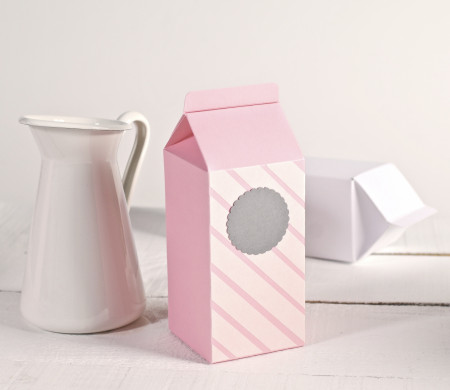 Decorated carton box