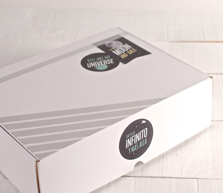 Caja Rectangular Decorada con Pegatinas Universo Caja Rectangular Decorada con Pegatinas Universo