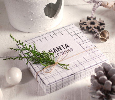 Santa is Coming Flat Box
