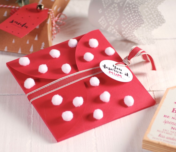 Caja para Invitaciones con Decoración Navideña Caja para Invitaciones con Decoración Navideña