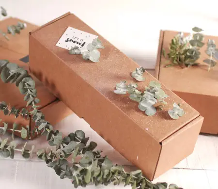 Caja para envíos Navideña