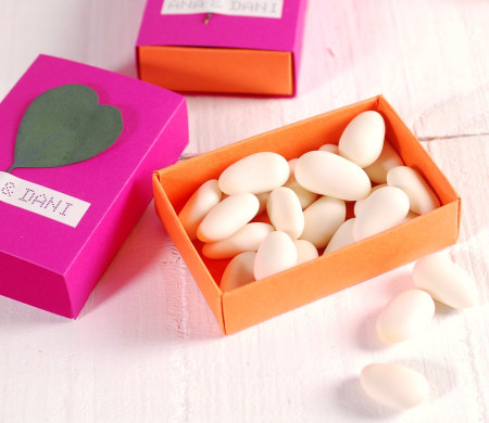 Little box for wedding favours