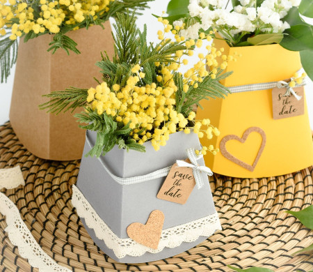 Romantic vases
