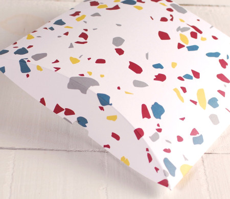 Caja de regalo grande con terrazzo Caja de regalo grande con terrazzo