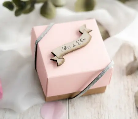 Caja regalo pequeña para...