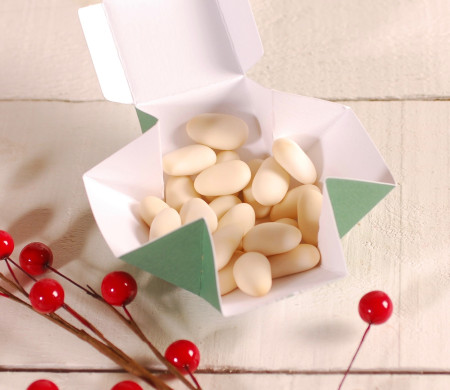 Simple Christmas Square Box Decoration | SelfPackaging