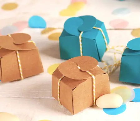 Small box for sugared almonds
