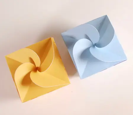 Boîte amusante pour biscuits