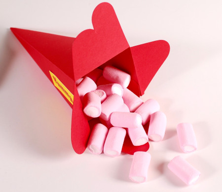 Boîte cône pour bonbons