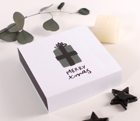 Boîte carrée avec ceinture de Noël