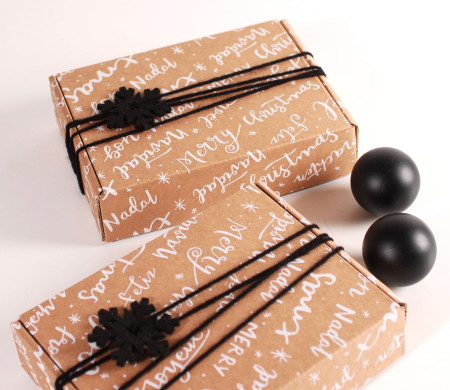 Boîte pour envoyer des cadeaux de Noël