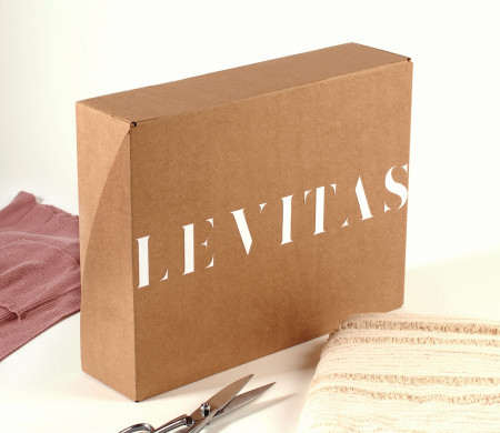 Kleiderkarton Fur Den Versand | SelfPackaging