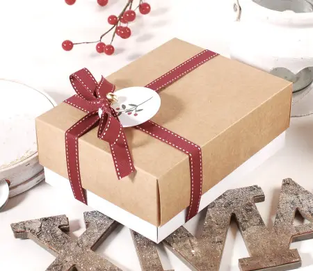 Boîte de Noël en carton