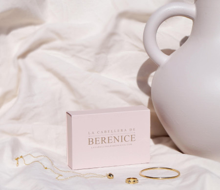 Rectangular box perfect for jewellery
