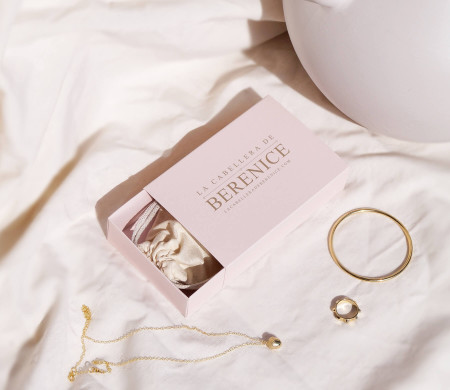 Boîte rectangulaire parfaite pour les bijoux