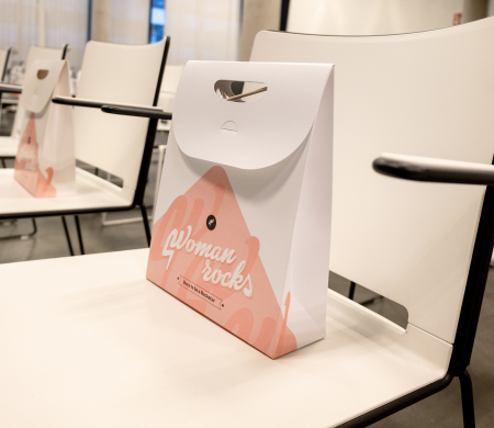 Caja regalo de cartón para eventos Caja regalo de cartón para eventos