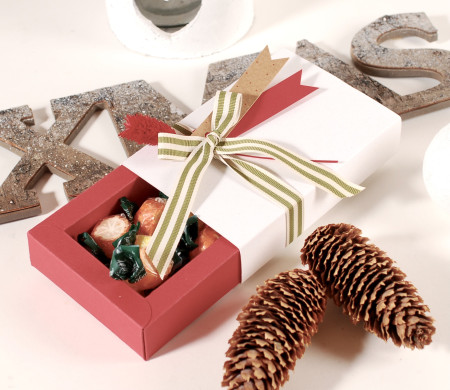 Boîte de Noël en carton pour petits cadeaux